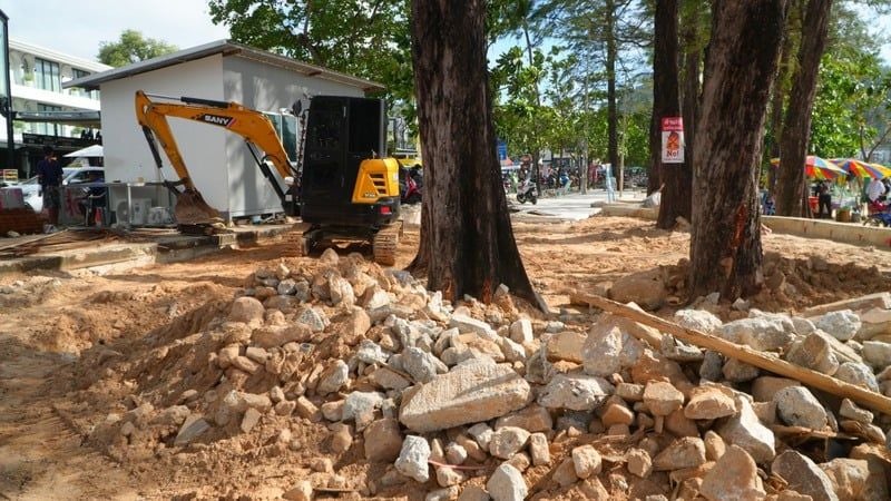 Patong’s promenade revamp drags on with no end in sight | News by Thaiger