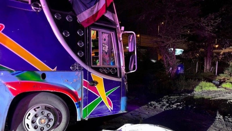 Bus driver found dead beside parked vehicle in Chachoengsao | News by Thaiger