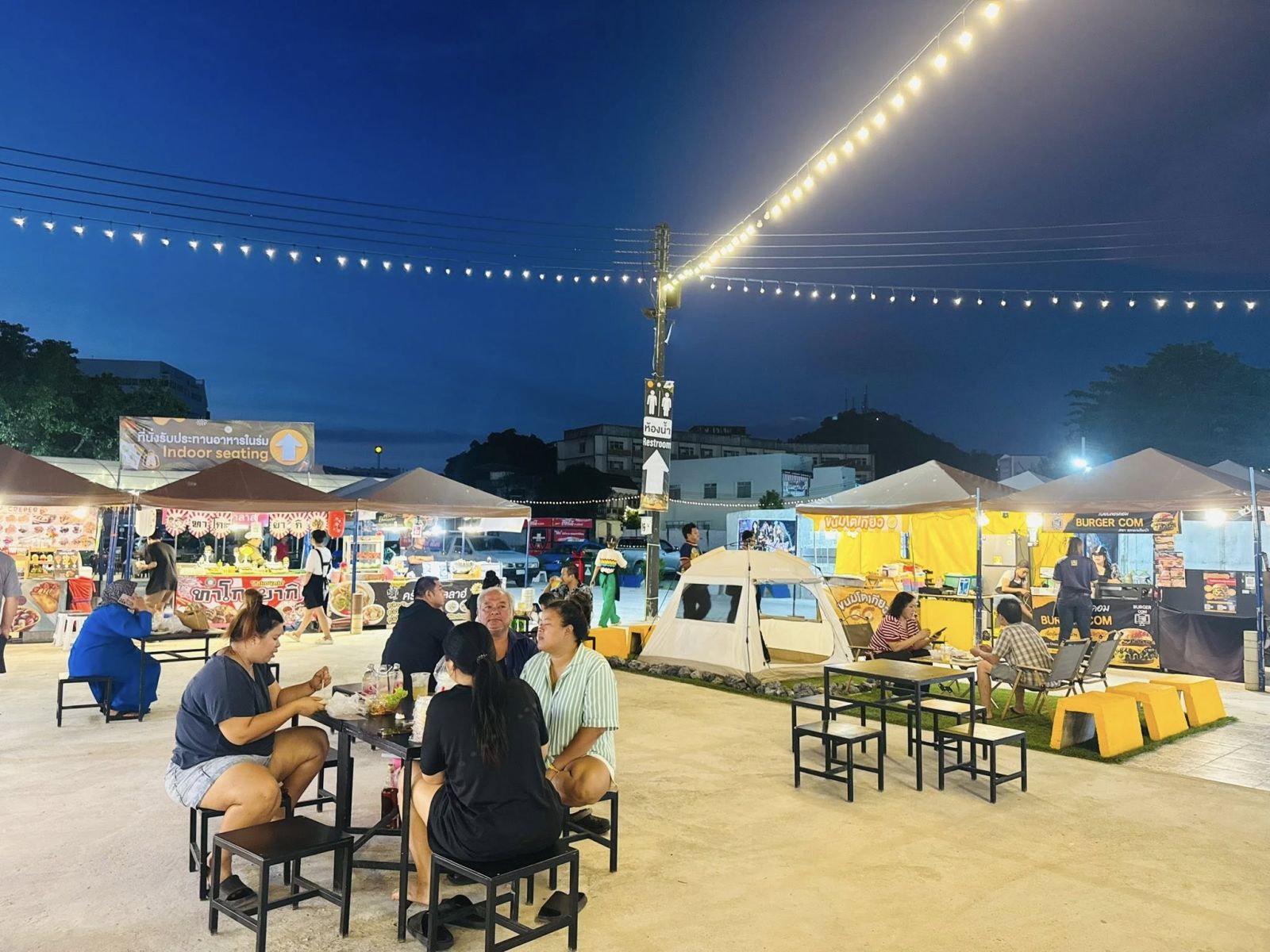 Phuket’s pricey new night market flop shut in 2 months | News by Thaiger
