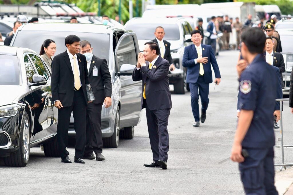 Thaksin ordered to serve 1 year in prison for hospital stay scandal | News by Thaiger