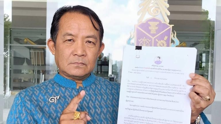 Phumtham faces legal heat over House dissolution request | News by Thaiger