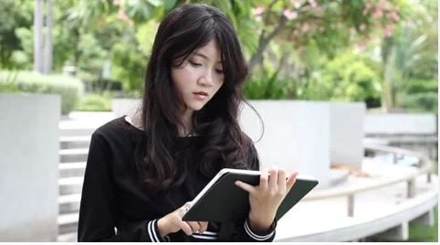1 in 3 Thai teens exposed to online sexual content, study finds | News by Thaiger