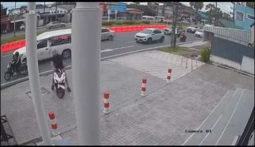 Foreign biker crashes head-on into Phuket showroom steps | News by Thaiger