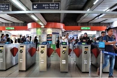 Thai govt plans cheaper fares and 60 billion baht stimulus boost | News by Thaiger