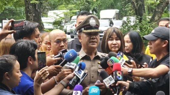 Doctor suspects zookeeper's lion death may be suicide | News by Thaiger