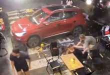 MG sedan crashes into Chiang Mai shop, narrowly missing tourists | Thaiger