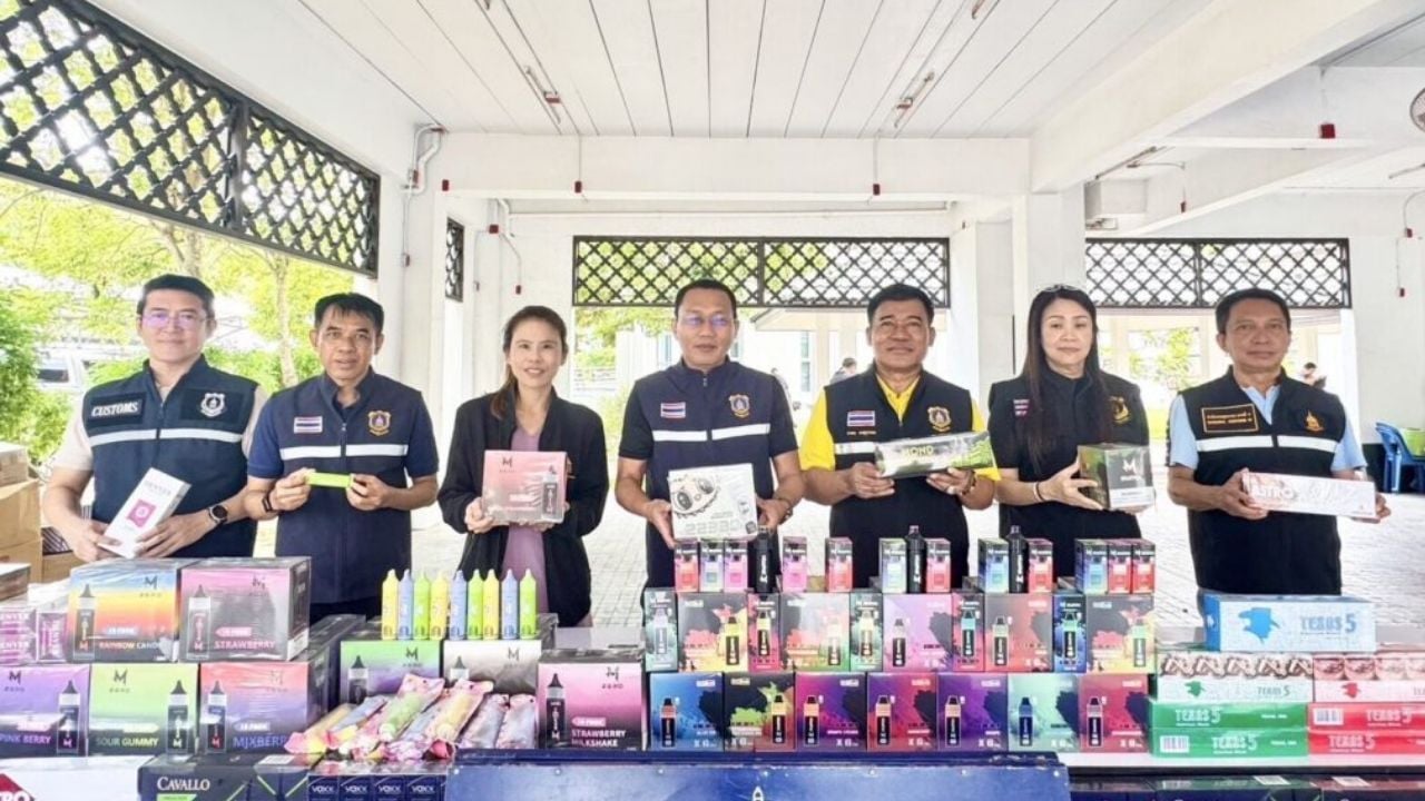 Songkhla customs seize illegal cigarettes, e-cigarettes, and hookah | Thaiger