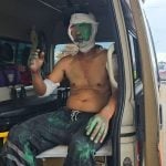 Chon Buri boat driver smears paint on rival, beats him with crowbar | Thaiger