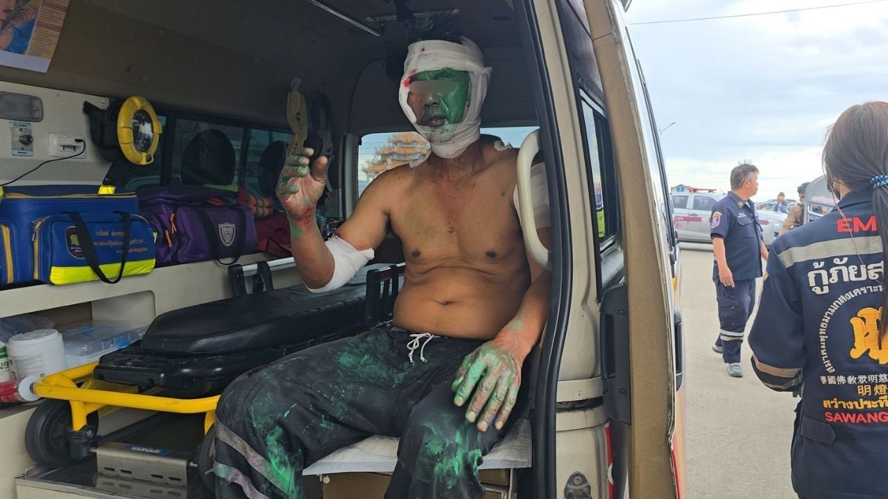 Chon Buri boat driver smears paint on rival, beats him with crowbar | Thaiger