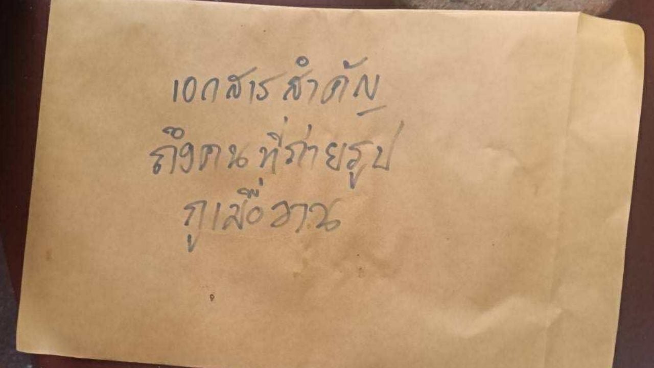 Phuket taxi drivers face threats in clash over illegal ride-hailing service | News by Thaiger