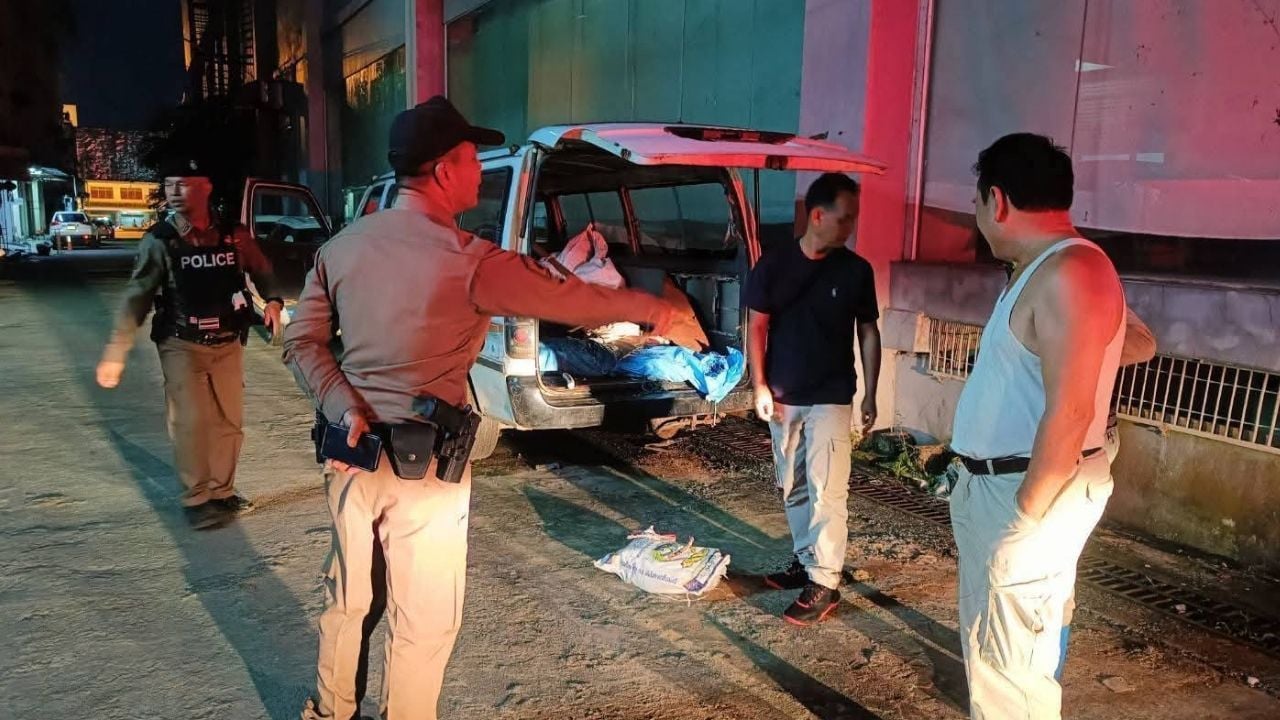 Suspicious van packed with explosives found near Thai-Myanmar border | Thaiger