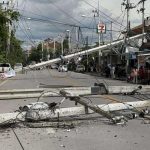 Chiang Mai pickup crash topples 24 power poles and kills 1 victim | Thaiger