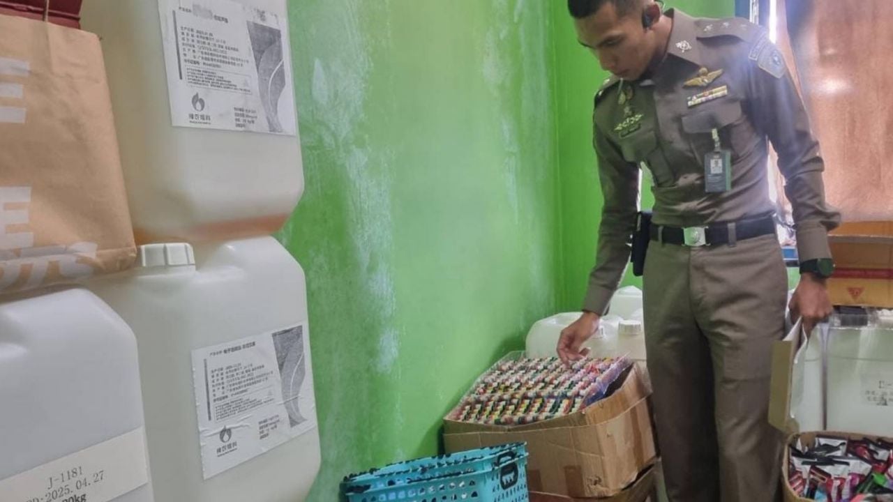 police riad illegal e-cigarette factory in Bangkok