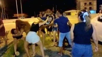 Chon Buri bar workers and masseuses brawl over foreign customer | Thaiger