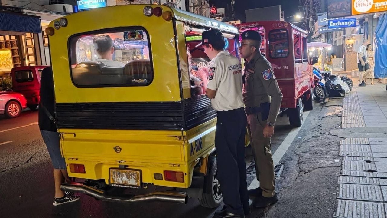 Police help drunk Norwegian woman lying on Phuket street
