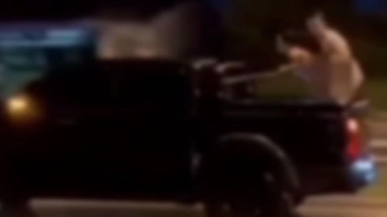 Foreign couple sex on Phuket pickup