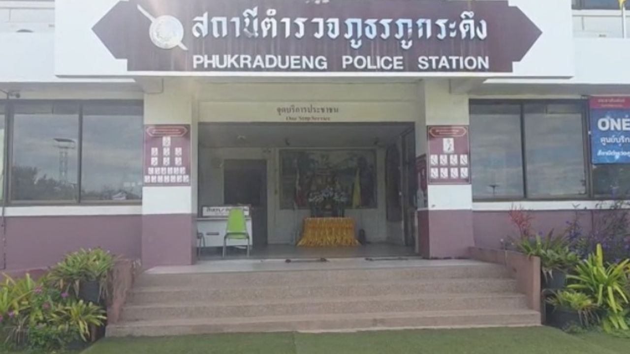 Thai mother pimps out young daughter
