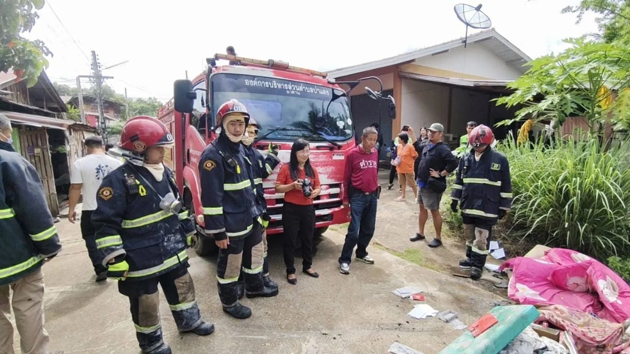Cash missing after suspicious house fire in Phrae