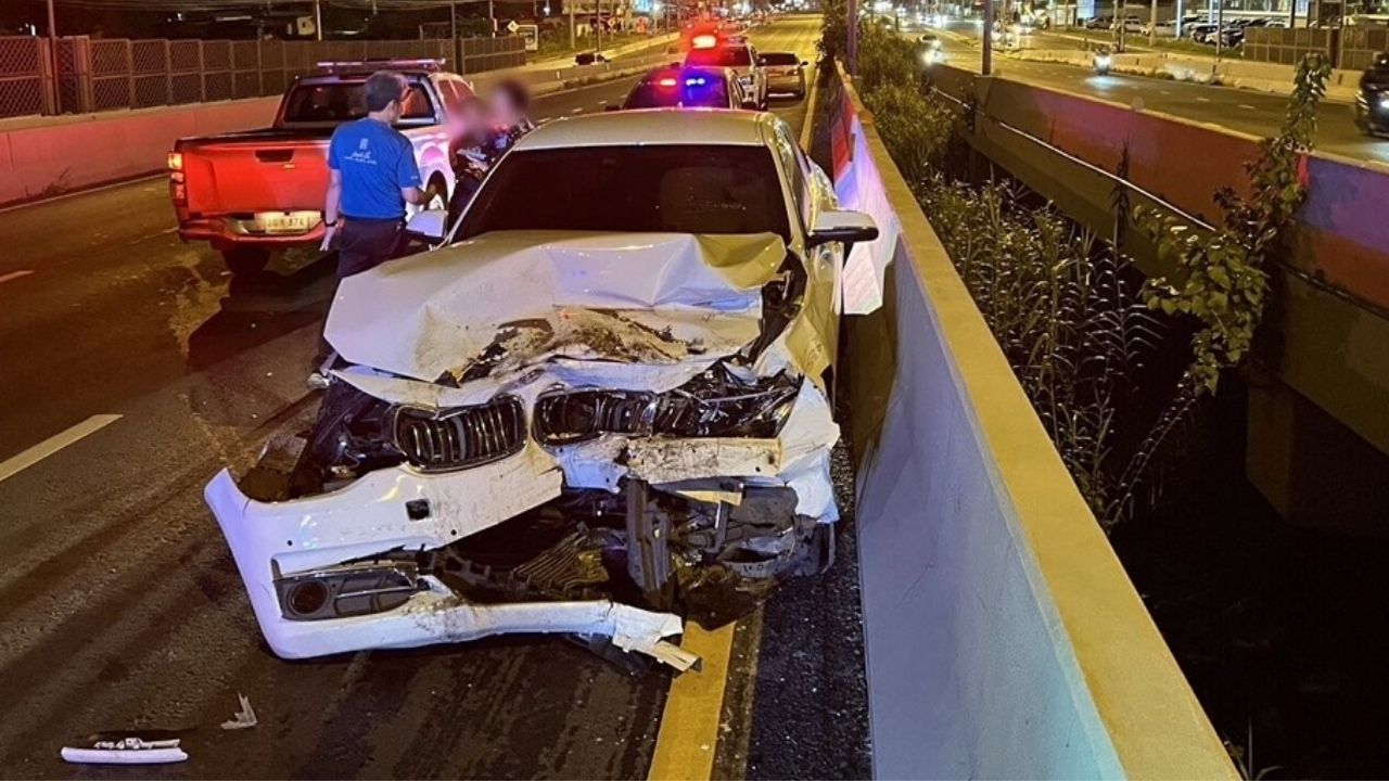 Drunk BMW driver drives against traffic and causes 10 car pile-up | Thaiger