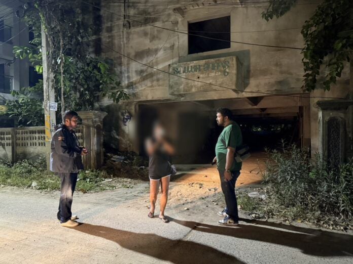 Pattaya woman escapes knife attack in abandoned building | News by Thaiger