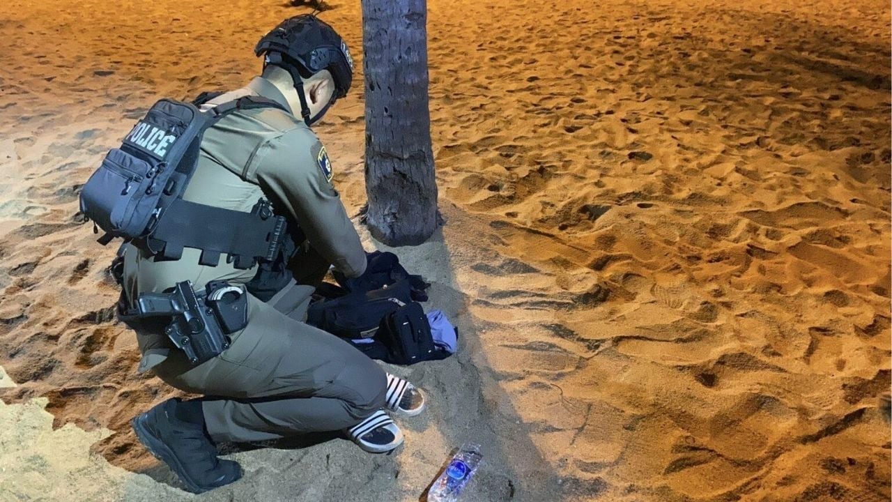 Intoxicated man rescued after sprinting into Jomtien sea | Thaiger