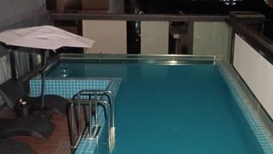 25 year old foreign woman falls to death at Bangkok hotel | Thaiger