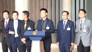 People’s Party backs Anutin as PM under strict terms (video) | Thaiger