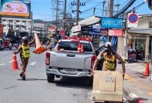 Patong cops swoop on dodgy kerbside parking setups | Thaiger