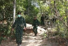 Gunfire erupts as Cambodian troops target Thai border fence | Thaiger