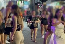 Foreigners slammed for using kids to sell roses on Pattaya strip | Thaiger