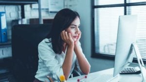 Thailand MPs back bills to cut work hours, add menstruation leave | Thaiger