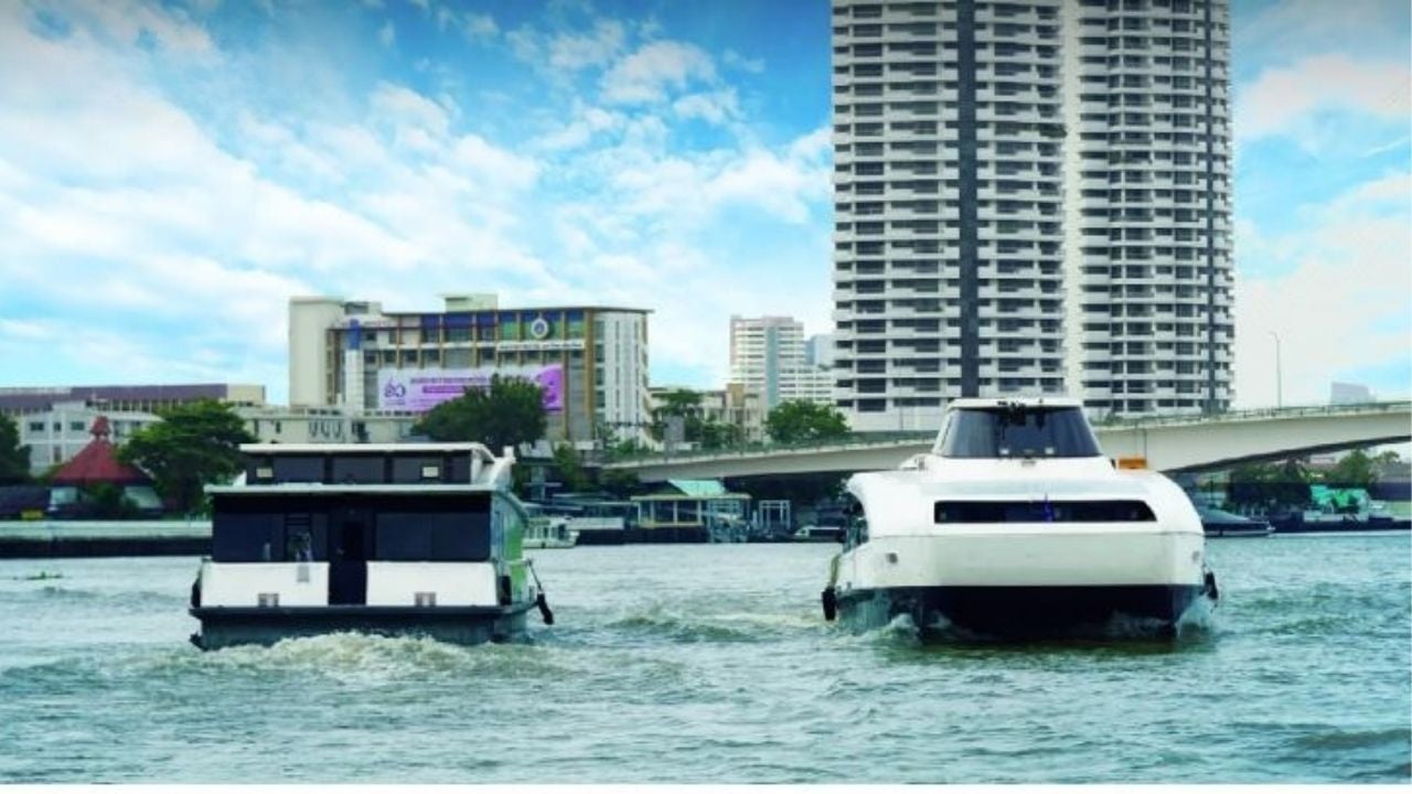 Free boat rides launched after Bangkok sinkhole chaos | Thaiger