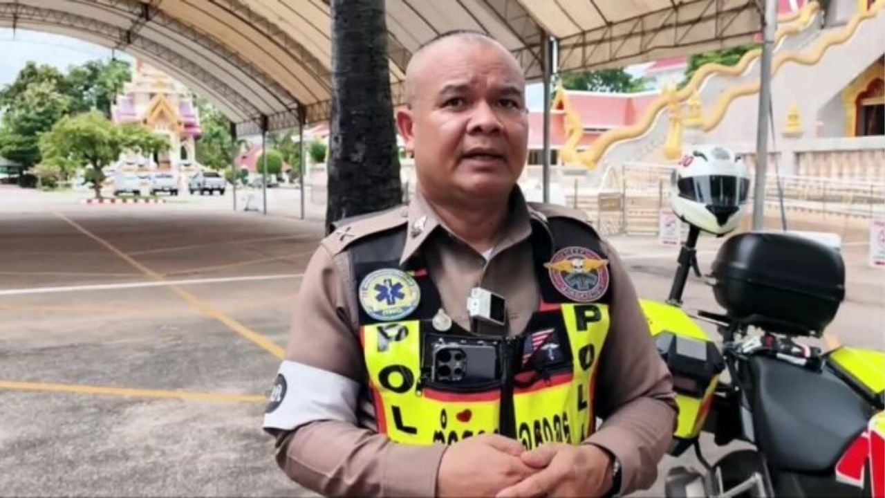 Veteran cop delivers 11th baby in Udon Thani tuk tuk drama | Thaiger