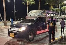 Drunken drama: Woman passes out on Pattaya baht bus | Thaiger