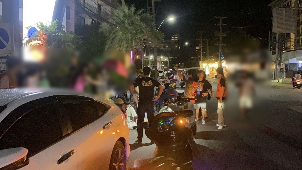 Indian tourists flee after Pattaya crash leaves 2 women hurt | Thaiger