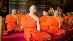 Buddhist council bans monks from acting as lottery seers | Thaiger
