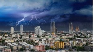 Monsoon mayhem: TMD warns of floods and dangerous seas | Thaiger