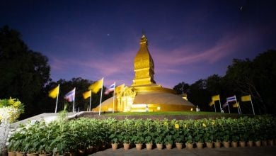 Central Thailand monk probed over funds and woman scandal | Thaiger