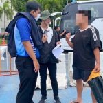 Chinese man caught posing as tour guide at Pattaya pier | Thaiger