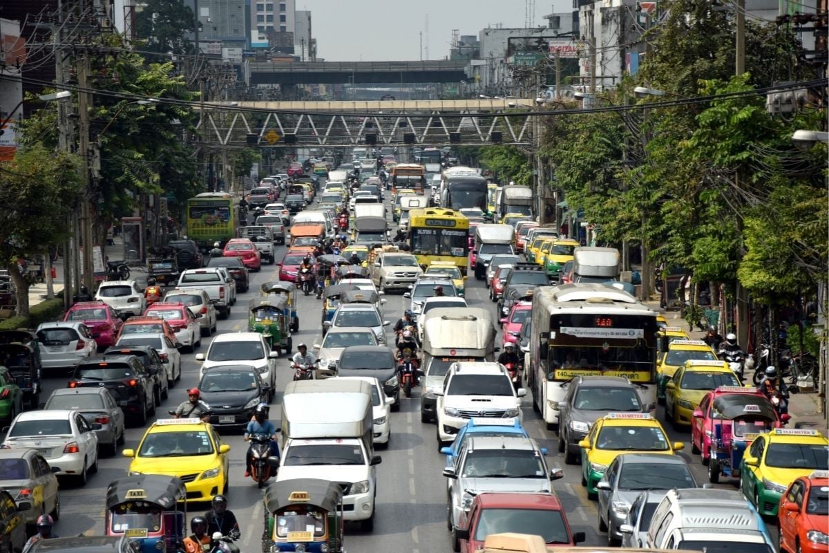Bangkok deploys AI traffic lights in bid to ease congestion | News by Thaiger