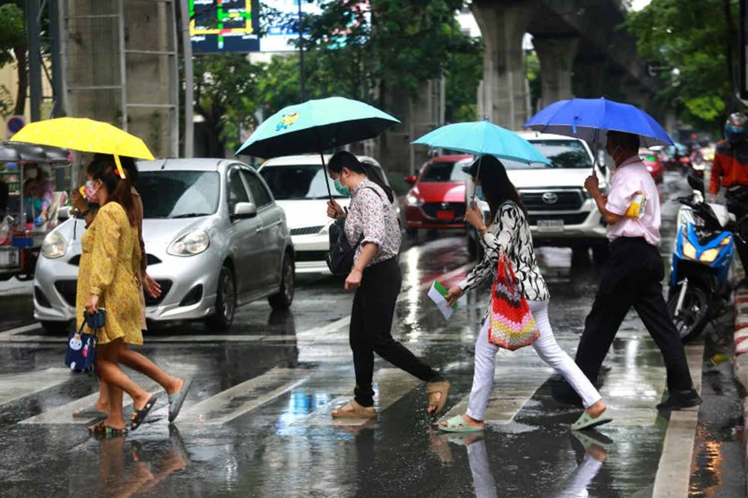 Thailand battered by heavy rains as monsoon drags on | News by Thaiger