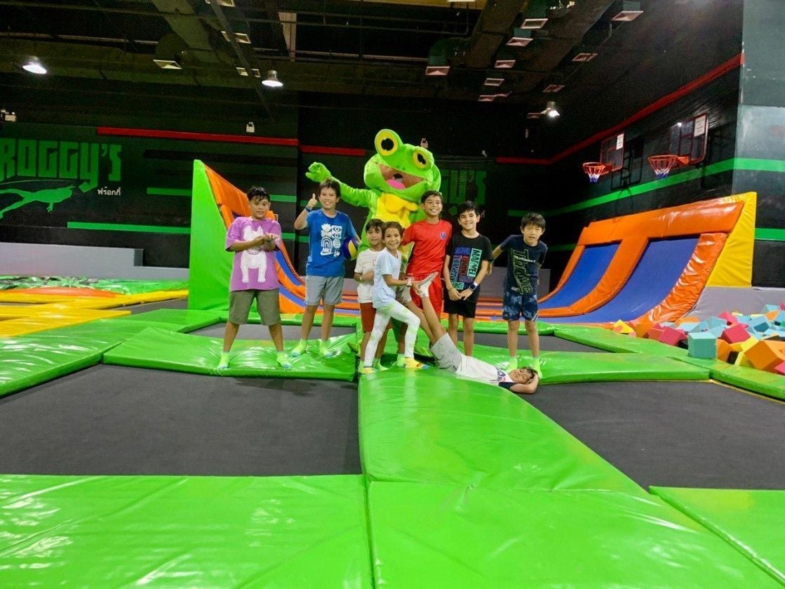 Kids on the trampolines at Froggy's Fun Park