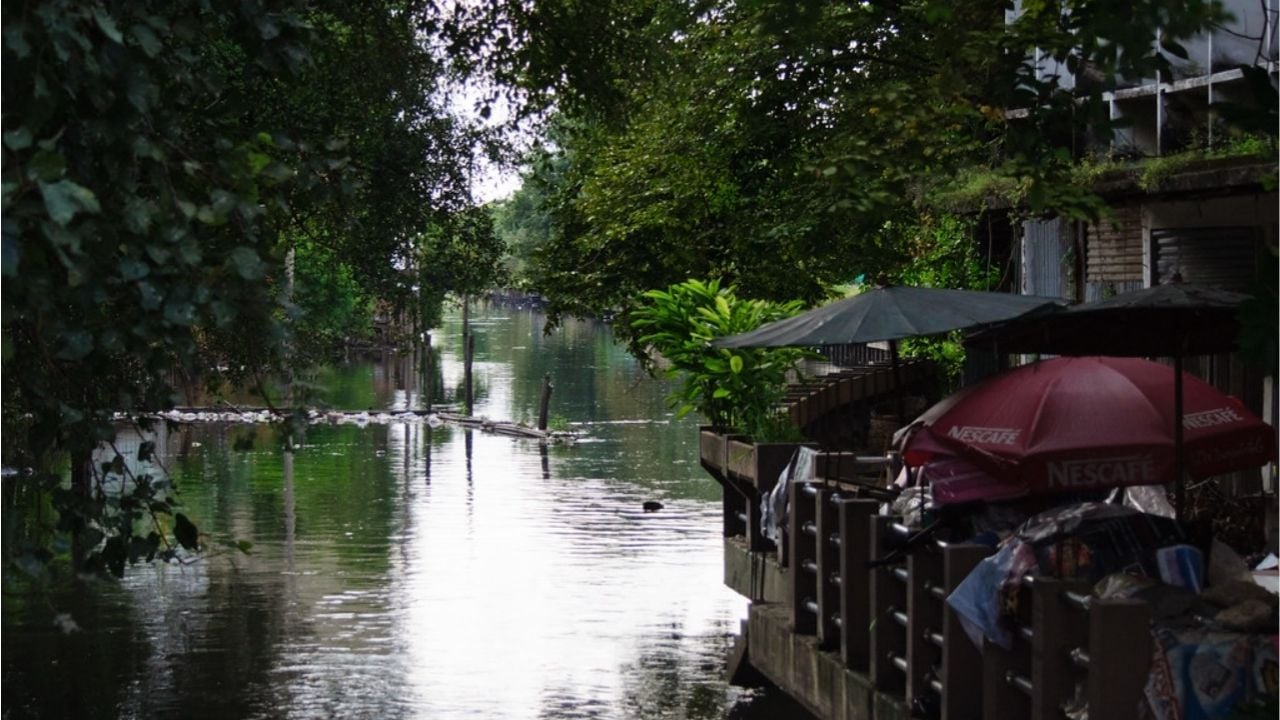 An older picture of the canal path in Bang Sue | Photo by Richard Wintle taken from Flickr