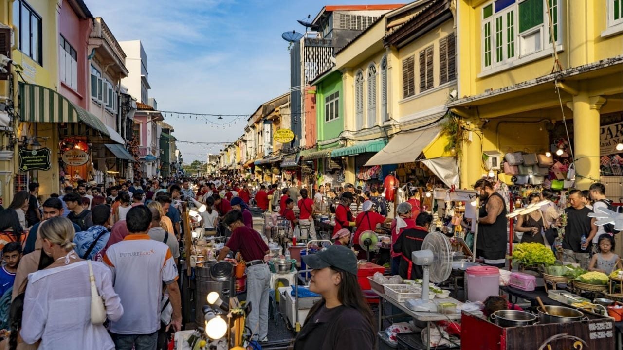 Phuket Sunday Night Market (Lard Yai) | Photo taken from Kamala Beach Estate website