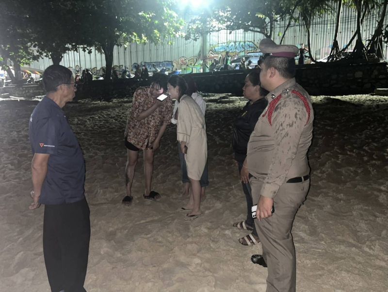 Chinese tourist missing after being swept away in Phuket surf | News by Thaiger