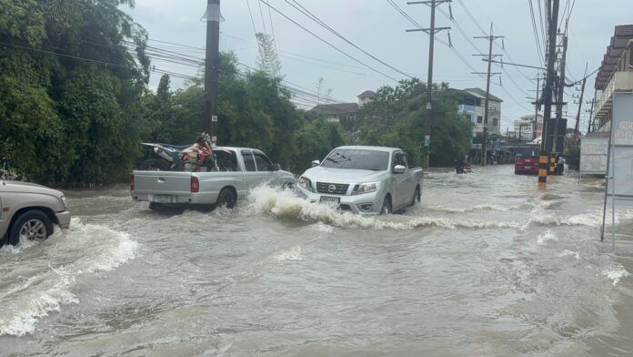 Stormy skies bring another wet week to Thailand | News by Thaiger