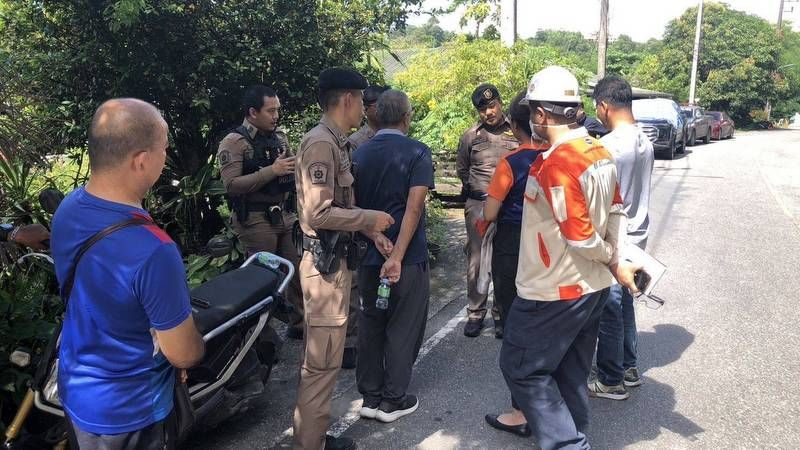 Helmet row sparks blockade at Phuket company gate | News by Thaiger