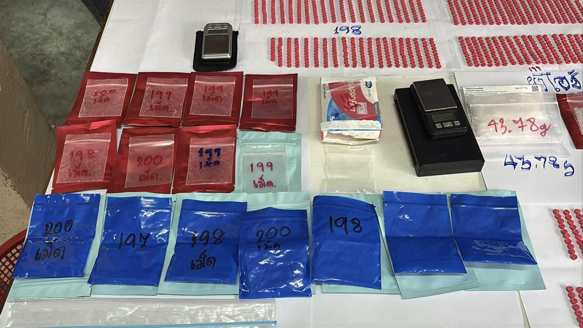 Pattaya drug dealer caught with gun, meth in hotel sting | News by Thaiger