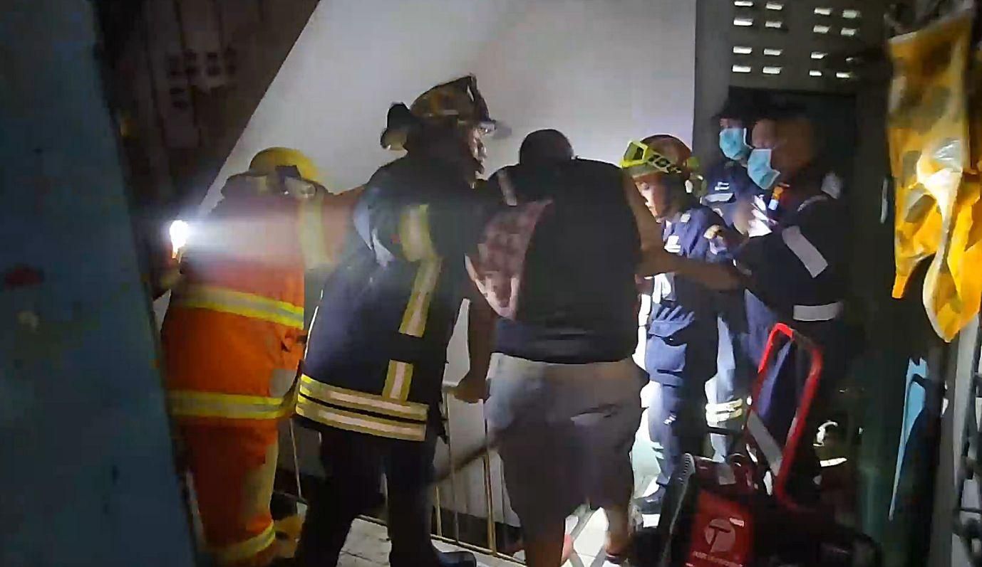 Man flees to rooftop as Sri Racha apartment goes up in flames | News by Thaiger