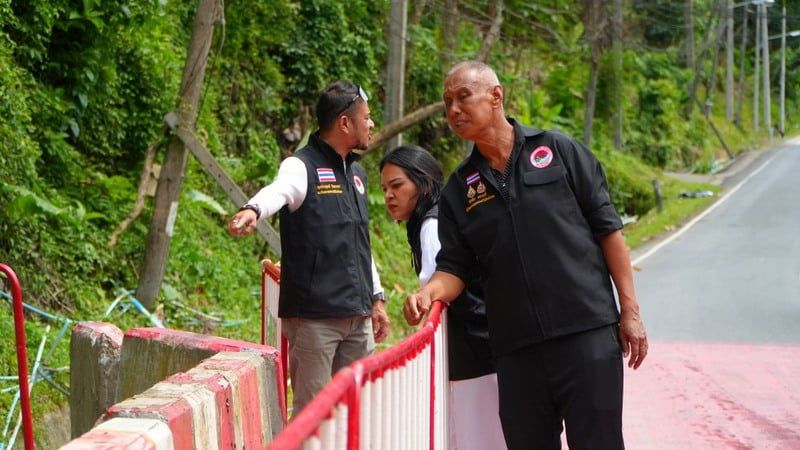 Patong scrambles for help after hillside collapse chaos | News by Thaiger